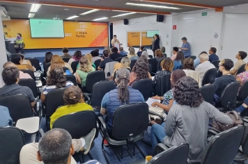 Grande ABC lança estudo sobre EJA e aponta desafio para ampliar acesso à escolarização