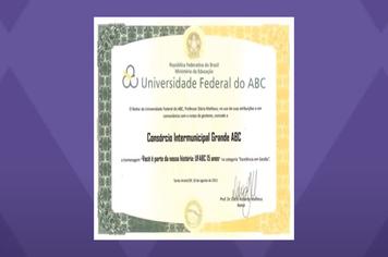 Consórcio ABC recebe homenagem por contribuição para história da UFABC