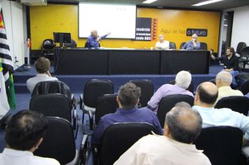 Consórcio ABC recebe ex-ministro Nelson Machado para debater reforma tributária