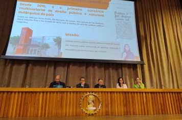 Consórcio ABC apresenta experiência na articulação e planejamento regional em evento internacional