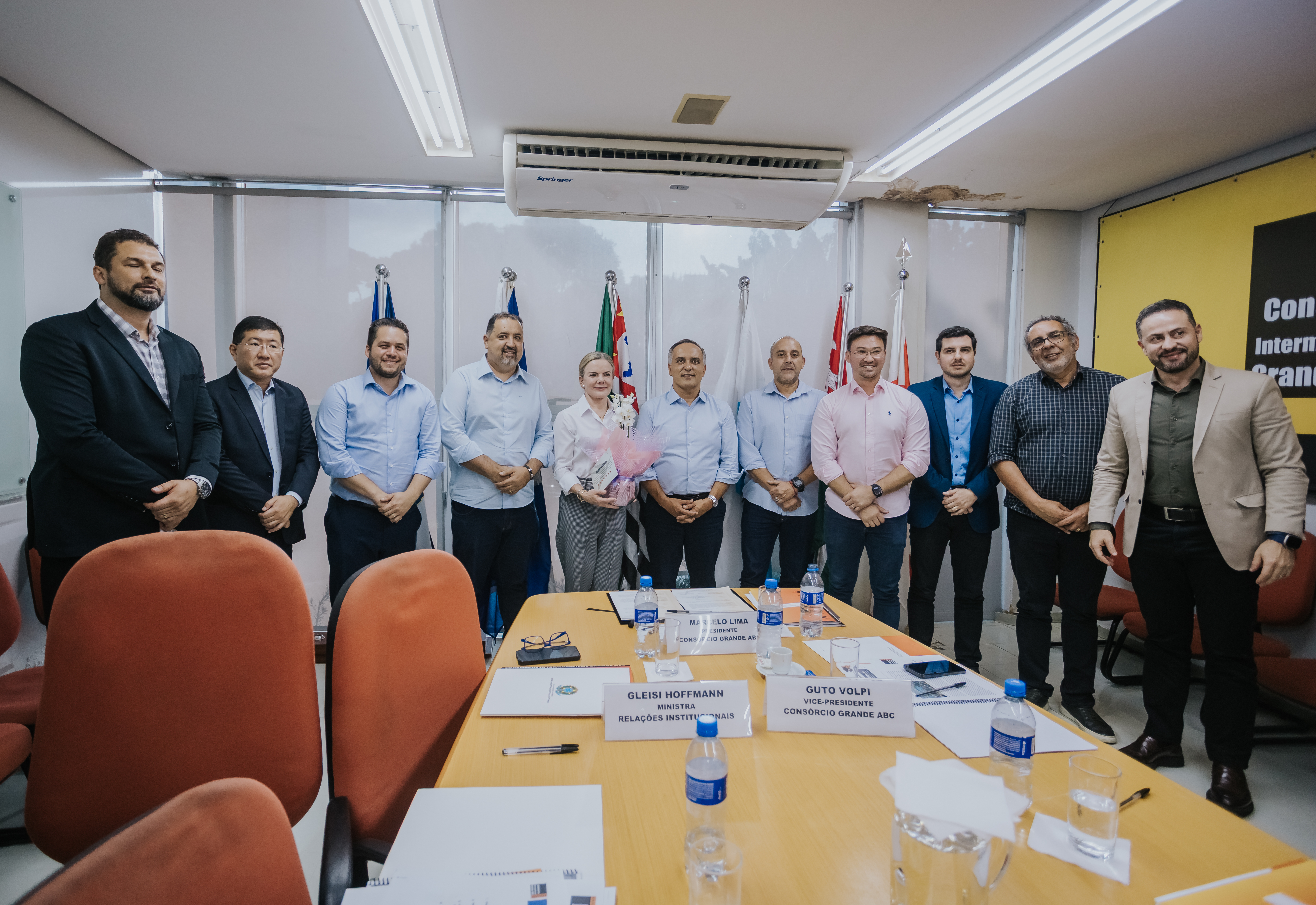 Em visita de ministra, Consórcio ABC pleiteia mudanças no PAC e agilidade na PEC 66
