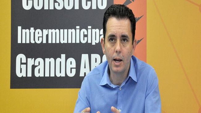 Paulo Serra é eleito novo presidente do Consórcio ABC