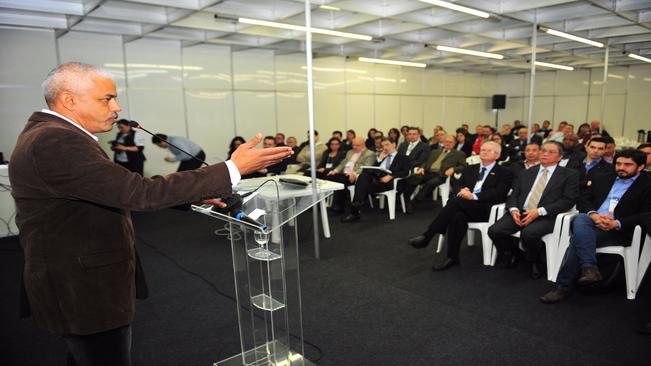 ABC participa de debate que aponta caminhos de retomada ao crescimento da produção automotiva nacional