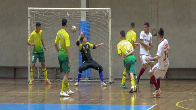 Desfalcado dos 'trabalhadores', futsal de Lençóis Paulista sai de cena