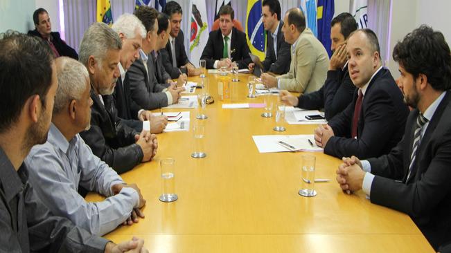 Em assembleia no Consórcio, prefeitos assinam  protocolo para fomentar indústria de ferramentaria