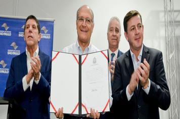 Estado dá aval para o Consórcio descentralizar remédios de alto custo