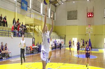 Capital nacional do basquete pelo masculino, Franca também mostra força no feminino