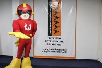 Herói da Campanha Travessia Segura volta às ruas e avenidas do ABC nesta terça-feira (22)