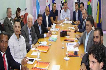 Prefeitos conhecem projeto de usina que deve   transformar lixo em energia no ABC