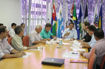 Consórcio assina convênio de cooperação técnica com UFABC