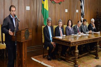 Prefeitos do ABC participam de assinatura de contrato para construção da Linha 18 - Bronze do Metrô