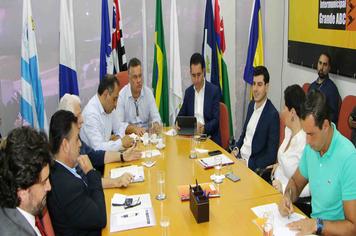 Presidente da Fundação do ABC apresenta projetos da instituição em assembleia do Consórcio ABC