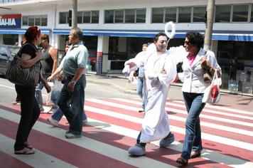 Travessia Segura inicia programação de rua em Ribeirão Pires