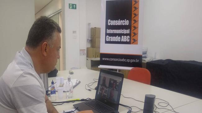 Cidades do Grande ABC vão orientar uso de máscaras em locais públicos