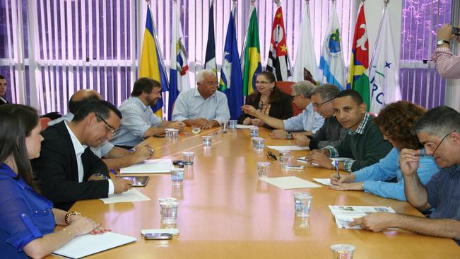 Secretária de Planejamento e Investimentos Estratégicos apoia PPA Regional