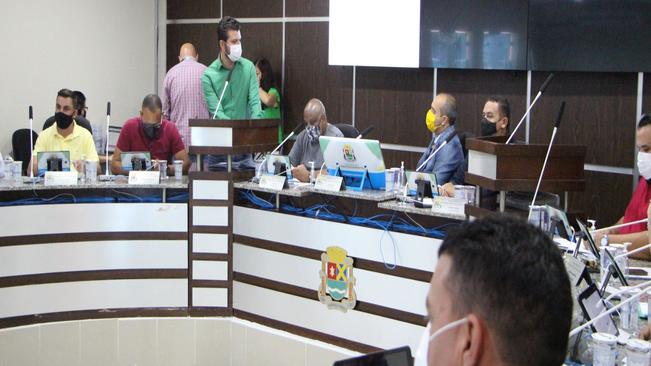 Câmara de Ribeirão Pires homenageia Consórcio ABC por instalação de ouvidorias regionais